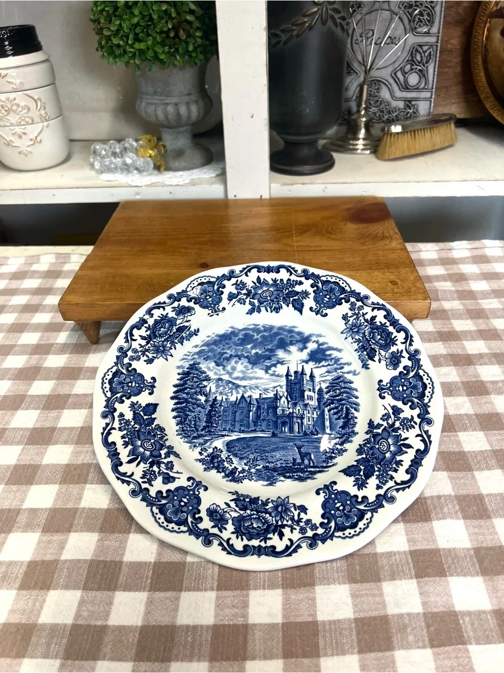 Vintage Royal homes of Britain Enoch Wedgwood plate decor replacement